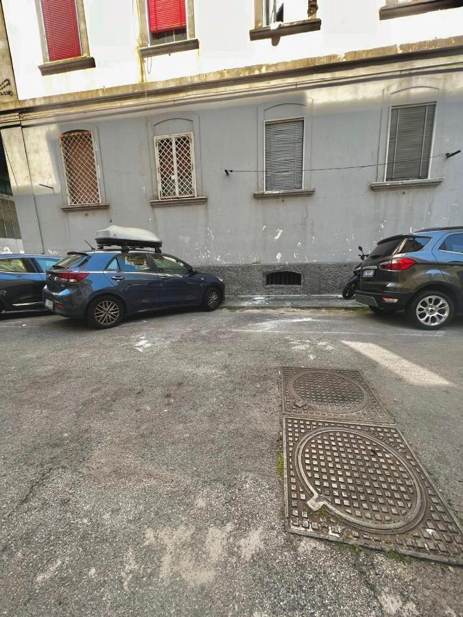 Zara Home - Free Parking Neapel Exteriör bild